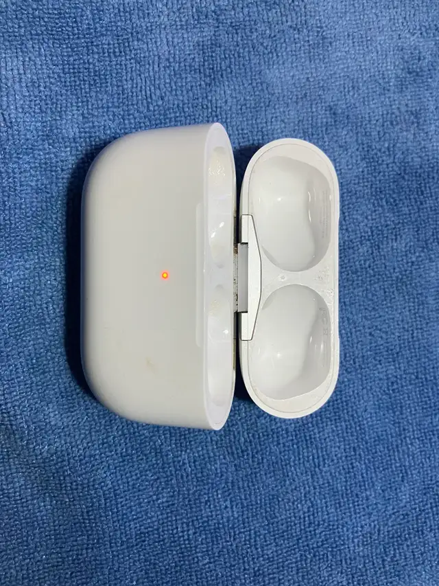 EarPods cases only in Cell Phone Accessories in Calgary - Image 2