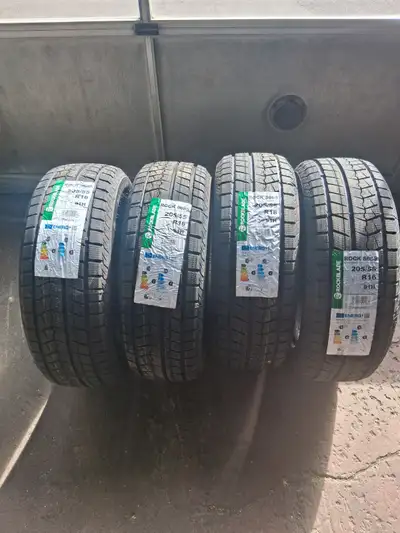 4 pneus hiver 205-55r16 neuf rockblade 514-909-9787.