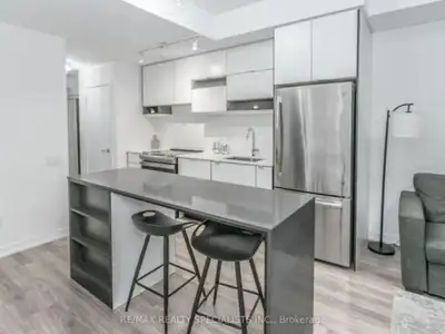 1 Bed + Bath Condo for Rent July 1st