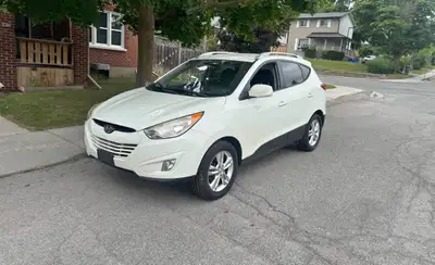 2013 Hyundai Tucson. Vehicle is still very clean. ! No issues at all with engine or transmission. Bo...