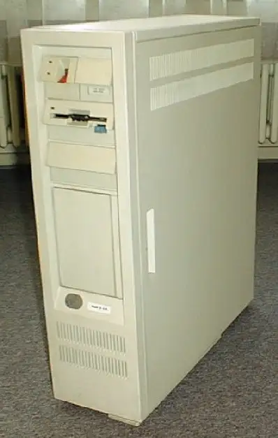 This is a vintage, collector’s IBM PS/2 Model 60 (Model 8560-071) which hasn’t been used in very lon...