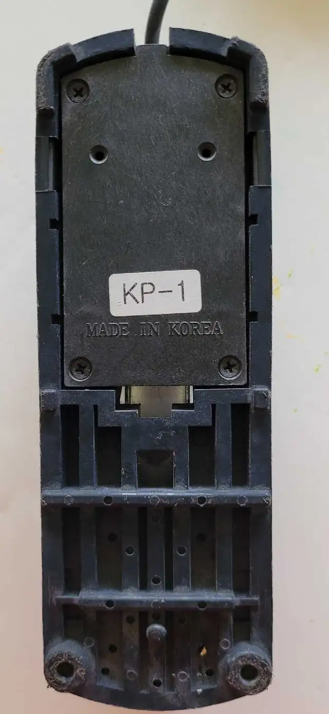 Kurzweil Sustain Pedal in Pianos & Keyboards in Hamilton - Image 3