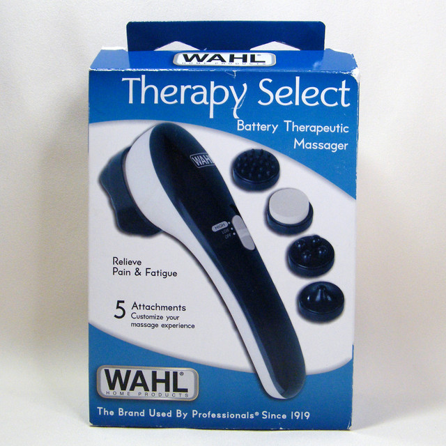 Wahl Therapeutic Hand Held Massager 5 Attachments 2 Speeds in Health & Special Needs in City of Toronto