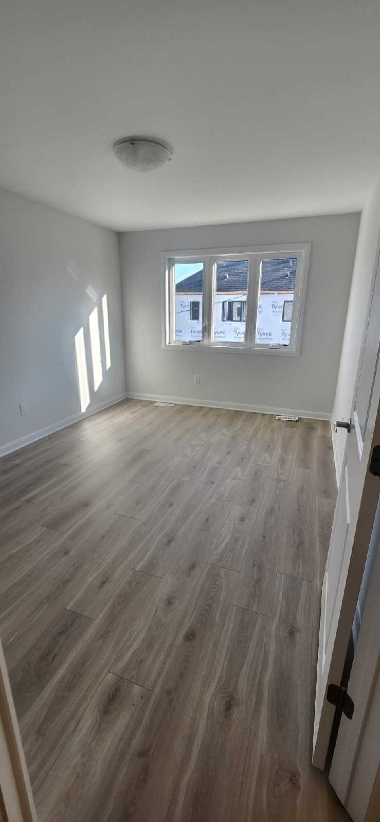 PRIVATE ROOMS(4) FOR RENT 5