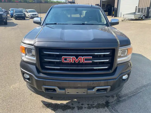 2014 GMC SIERRA ALL TERRAIN SLT C/CAB 4X4 "EXCELLENT CONDITION" in Cars & Trucks in Edmonton - Image 7