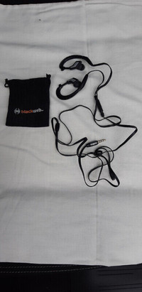 Nokia  cellphone earpiece with bag (NEW)