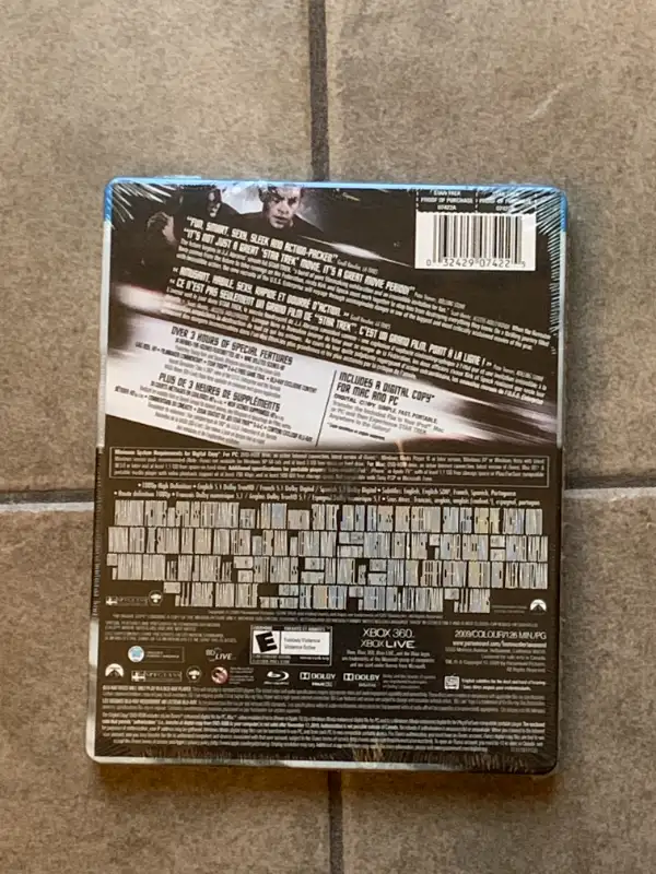 Star Trek (2009) (Future Shop Exclusive Steelbook) in CDs, DVDs & Blu-ray in Hamilton - Image 3