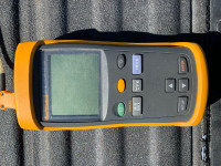 Fluke 51 II Handheld Digital Probe Thermometer