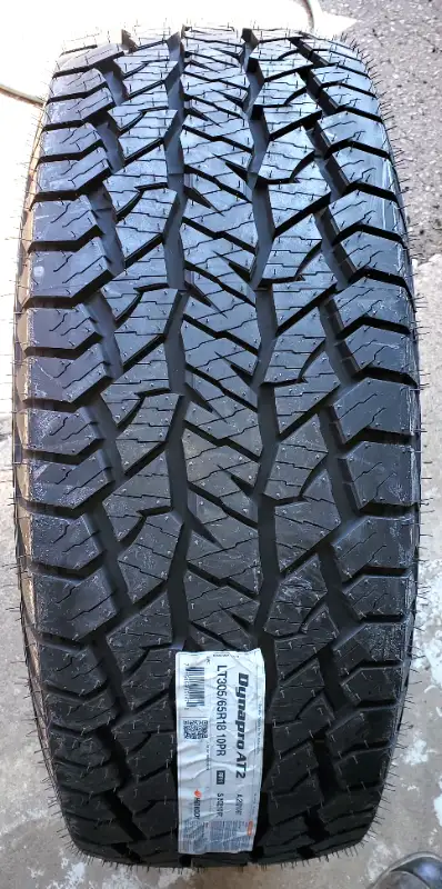 LT 305 / 65 R 18 33 X 12.50 R 18 FITS: Chevrolet Silverado 2500 HD, Silverado 3500 HD, Ford F-250 Su...