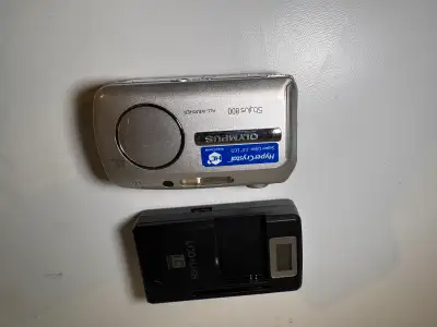 Getting rid of lots of valuable items I've collected over time. Check my other items. The 647 phone...