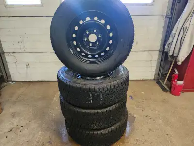 0n 6 stud chev steel rims off a 2020 silverado 255 70 r17 450.00 ph 519 476 7625.