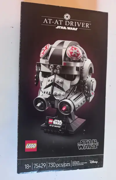 LEGO Star Wars AT-AT Driver Helmet Set 75429, View more