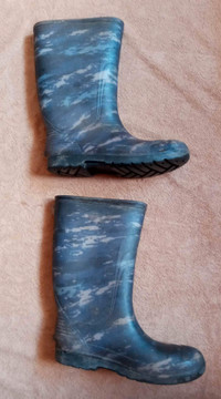 Camouflage Rain Boots Size 6 (Unisex) 
