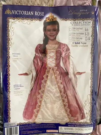 Just in time for Halloween or dress up party! Size child’s medium (8-10). Excellent condition. Dress...