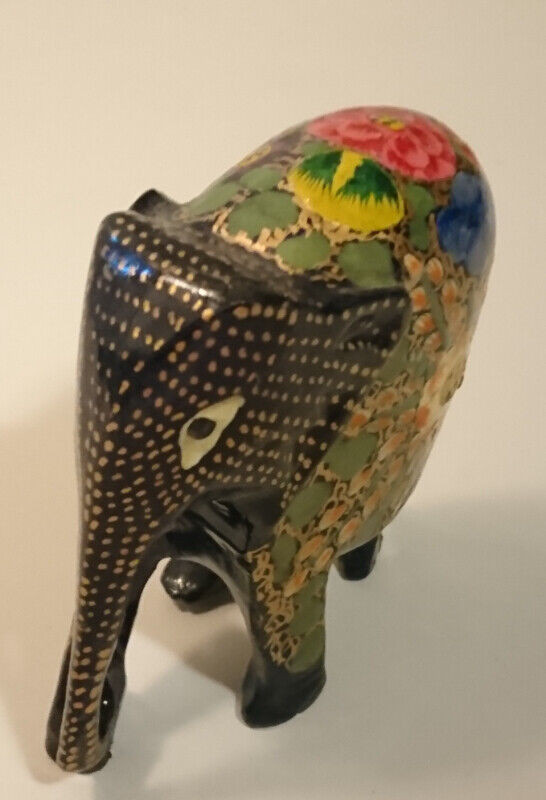 Vintage Hand Painted Wooden Elephant Statue Figurine in Arts & Collectibles in Oshawa / Durham Region - Image 3