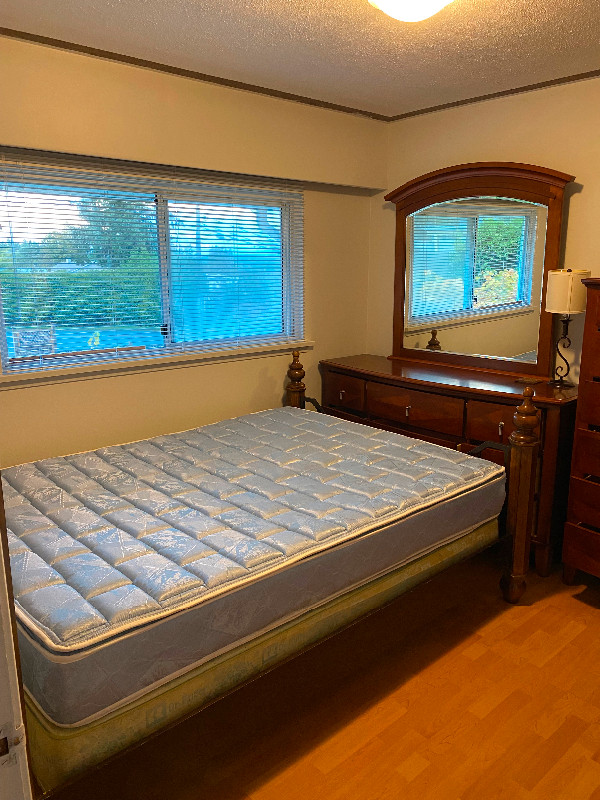 1 private bedroom for rent in central Campbell River in Room Rentals & Roommates in Campbell River