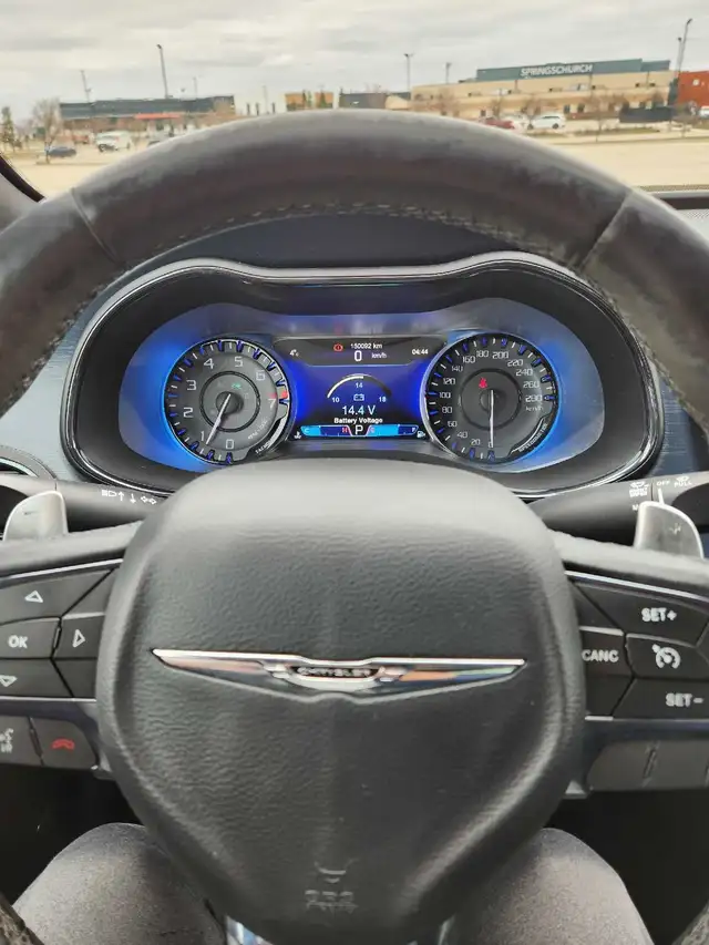 2015 Chrysler 200s541162087257876484