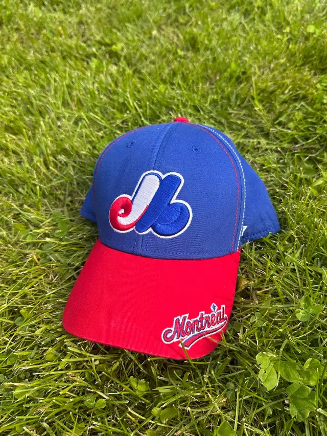 Montreal baseball Velcro hat 