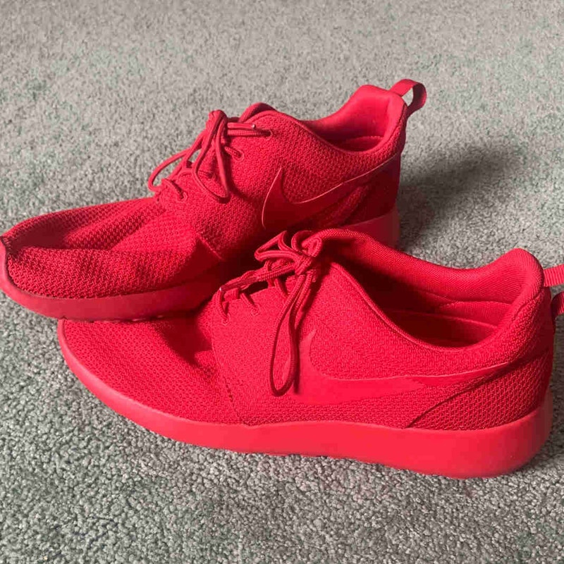 mens nike roshe size 11