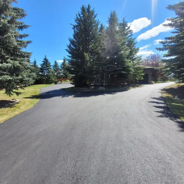 Asphalt Repairs( potholes, ramps, driveways ,parking lots)62863227203587122