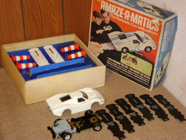 1970 Amaze-a-matics Ford Mark IV, "fantastic car with a brain" in Toys & Games in Bedford - Image 2