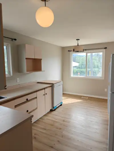 5 Bedroom 2 Bathroom Duplex with large fenced yard. Pet friendly house. For $2550 + utilities. 3 bed...