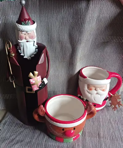 Cute Holiday beverage  ☕️ bundle!!, View more