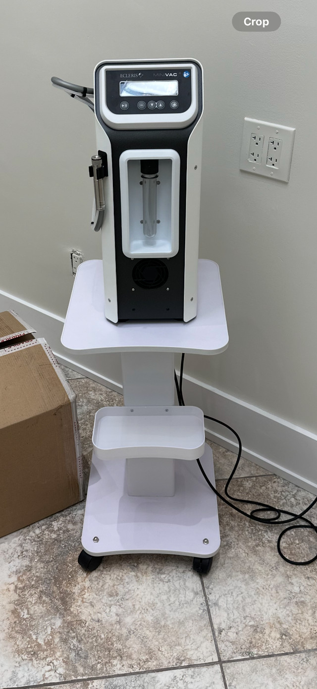 Lumapharm Hydrabrasion Facial Machine in Health & Special Needs in Mississauga / Peel Region - Image 2