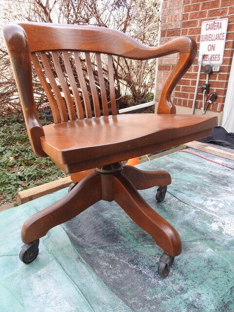 antique / vintage  krug oak swivel office chair in Chairs & Recliners in Hamilton