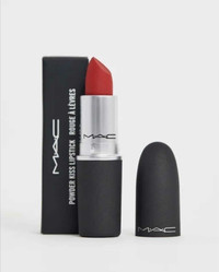 Mac Powder Kiss Lipstick (922, werk, werk, werk)