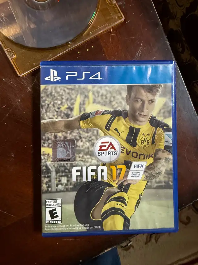 PS4 FIFA 17628637294487071217