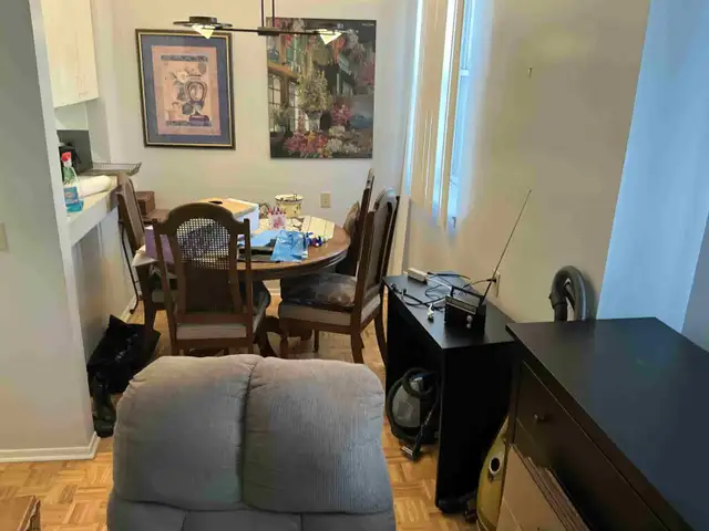 Ahuntsic beau 1½ ,2e, clarté, tranquille, jardin, balançoires