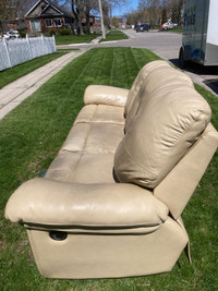 Free couch!