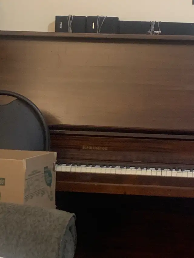 Piano for sale in Pianos & Keyboards in Edmonton - Image 2