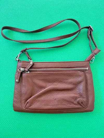 Woman’s Danier handbag , View more