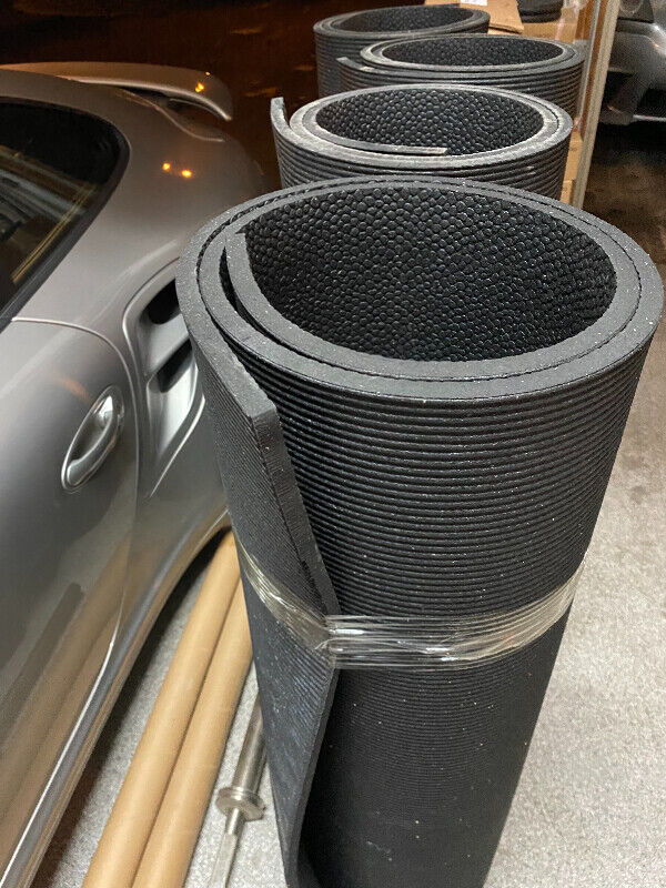 Rubber Gym Mats 4FT x 6FT New Heavy Duty Made in Canada Exercise Equipment City of Toronto