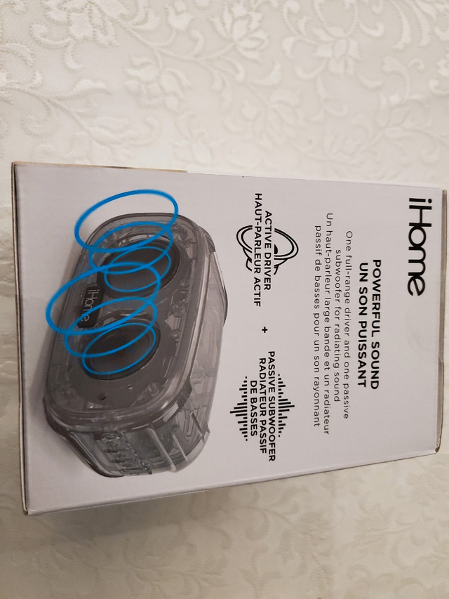 Ihome Play Though X Bluetooth Speaker in Speakers in Markham / York Region - Image 4