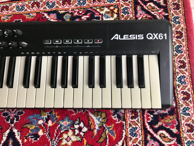 Alesis QX61 MIDI Controller Keyboard  in Pianos & Keyboards in Markham / York Region - Image 4