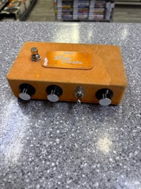 Warm Audio Foxy Tone Box Guitar Pedal Oshawa / Durham Region Toronto (GTA) Preview