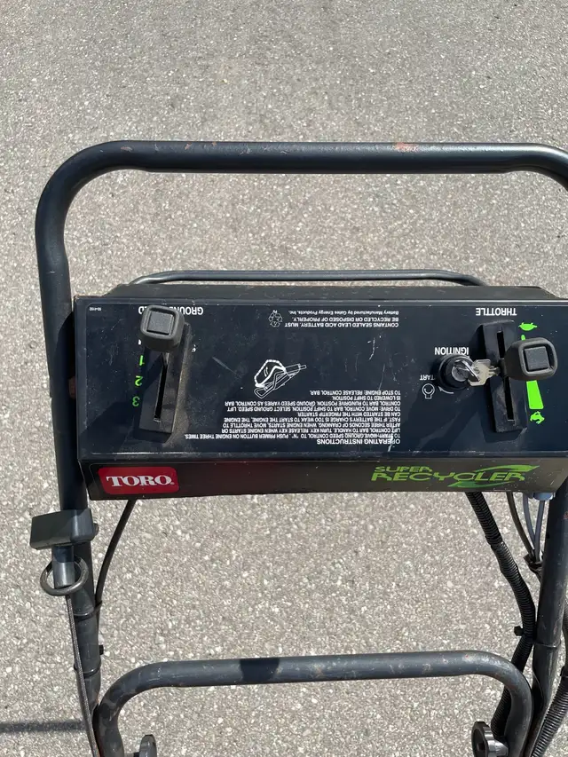 Toro lawn mower63006661163139124