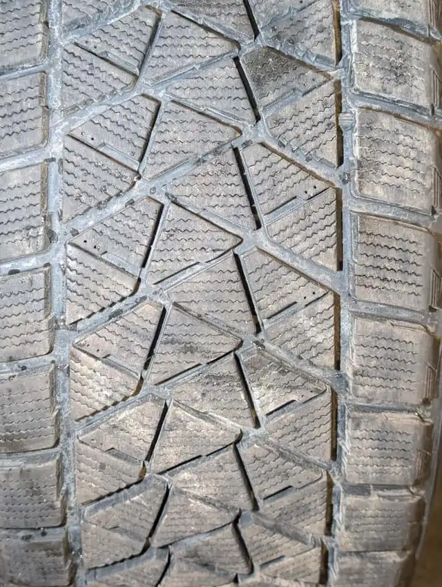4x 275/40R20 Bridgestone Blizzak W/ 20" Land Rover Rims w/ TPMS in Tires & Rims in Markham / York Region - Image 5