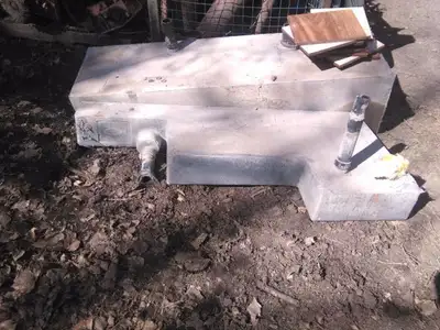 Camper RV and trailer stoves / ovens / furnaces / water tanks / holding tanks / tables /windows / si...