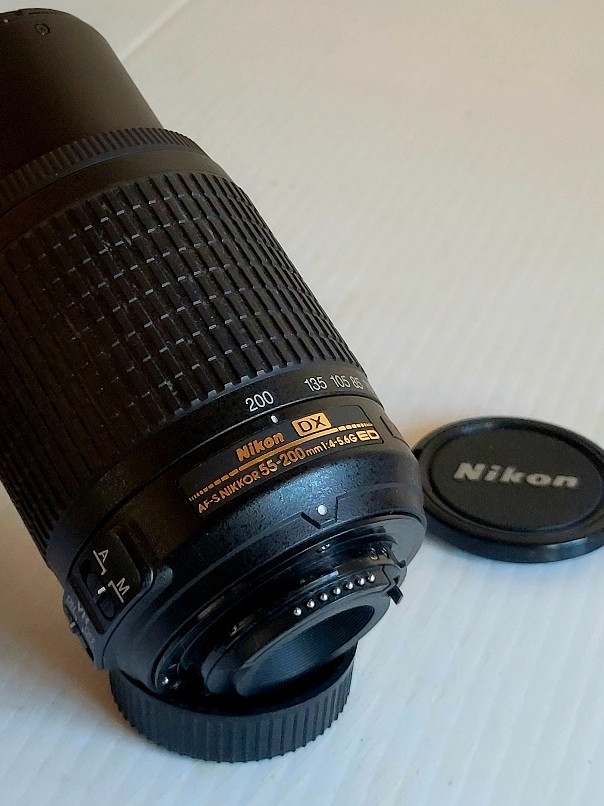 Nikon Nikkor AF-S DX VR 55-200mm F/4 5.6 ED Zoom Lens  dans Appareils photo et caméras  à Ville de Montréal - Image 3