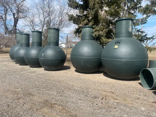 Septic Tanks & Screwpiles62863711145345122