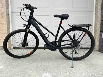 Bulls Cross Lite Evo Ebike Great Condition - low usage only 310 Km Mid-drive Gen 4 Bosch Performance...