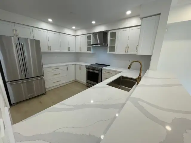 Renovated 3 Bedroom Townhouse for Rent in Mississauga $3200 in Long Term Rentals in Mississauga / Peel Region - Image 7
