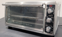 Four Grille-pain Toaster oven Hamilton Beach