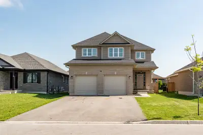 Legally finished basement for Rent. 2 Bedroom, Kitchen, Full washroom, Large Windows. - Separate wal...