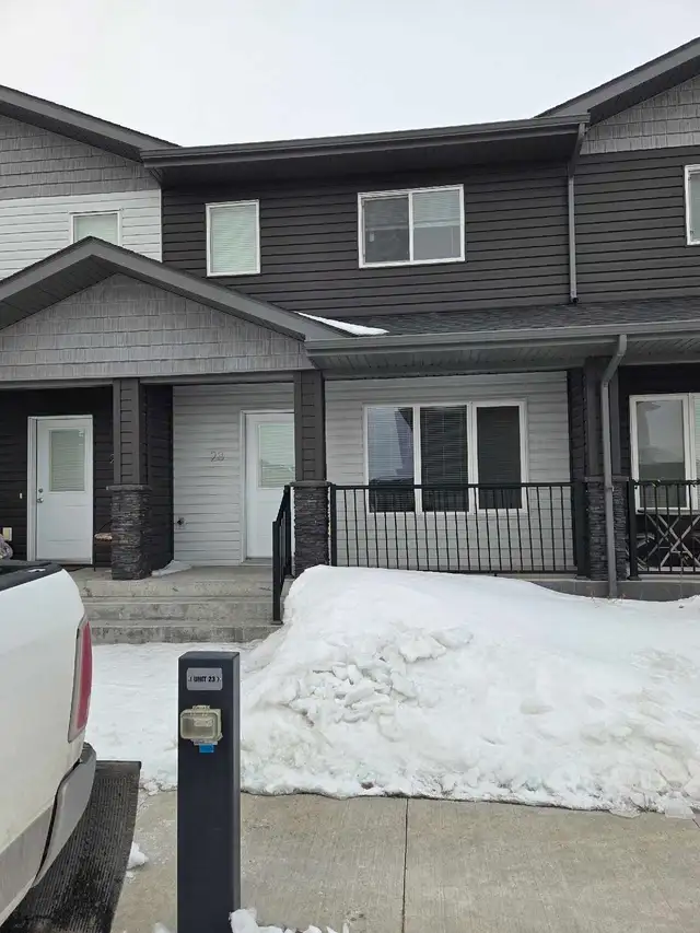 Townhouse Sublet