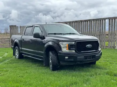2019 f150 STX 2.7 ecoboost 10 speed Fresh safety
